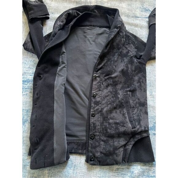 Lululemon To Class Sea Bed Black Deep Coal / Black Button Front Jacket Size 8 - Picture 3 of 8